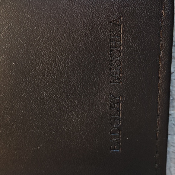 Badgley Mischka NWT wallet - Picture 4 of 6